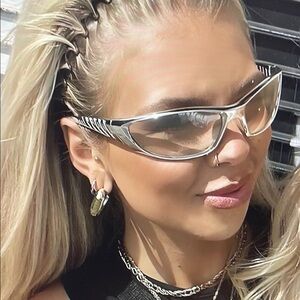 Silver Women's Fashion Sunglasses